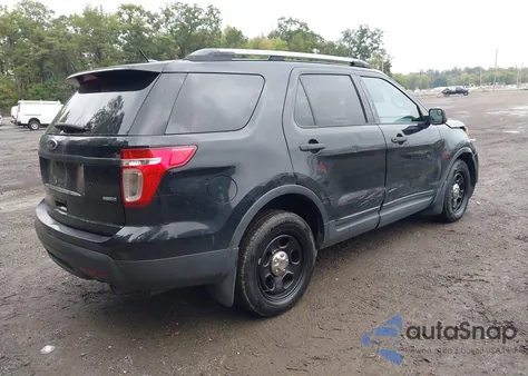 2013 Ford Police Interceptor из США, поврежденный, VIN 1FM5K8AR3DGA34017